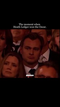 That look when greatness finally gets its due. 🏆 A standing ovation that echoed through hearts, not halls. Heath Ledger forever a legend. #glamsham #heathledger #oscars #thejoker #legend #moment #cinema #hollywood #history #awardshow #emotion glamsham,