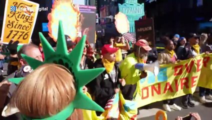 Trump reduce funcionarios y provoca nuevas protestas del movimiento "No Kings" en EE.UU.