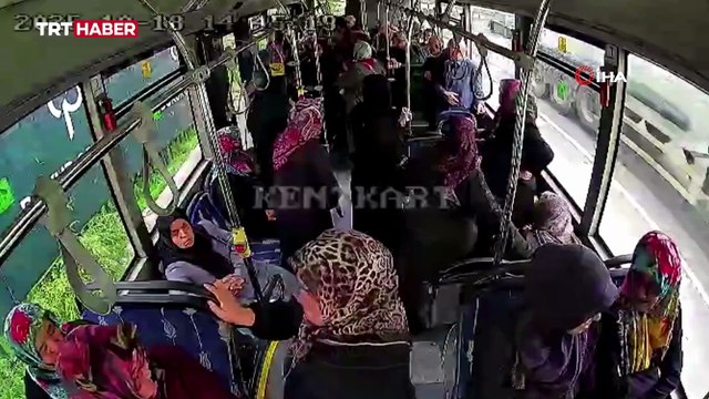 Otobüste rahatsızlanan yolcu için güzergahını değiştirdi, hastaneye yetiştirdi