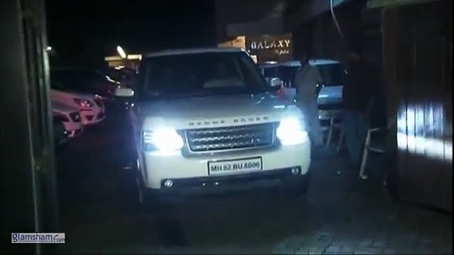 OMG! 👀 Lulia Vantur spotted at Salman Khan’s balcony late at night, the internet can’t stop talking! #glamsham #luliavantur #salmankhan #bollywoodbuzz #celebrityspotting #latenight #omgmoment glamsham, lulia vantur, salman khan, bollywood buzz, celebr