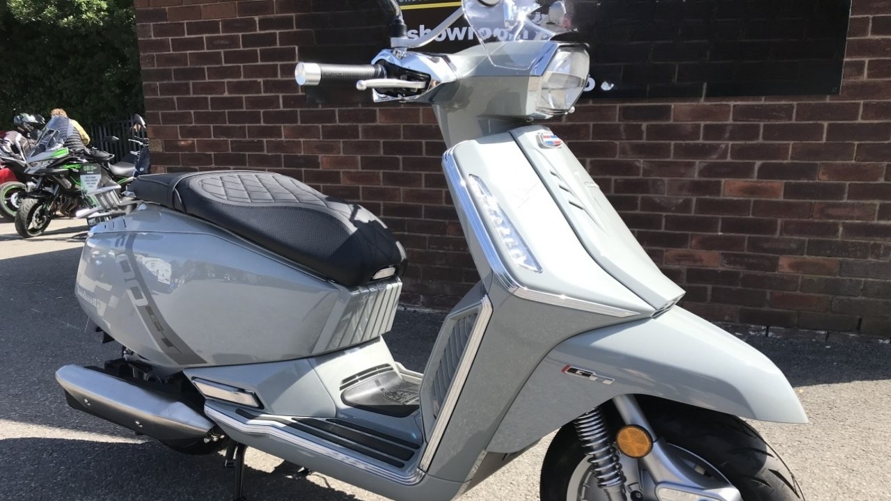 Neuer Klassiker? Lambretta X300 GT mit Style und Technik im Detail
