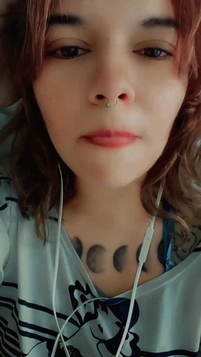 😘