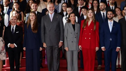 Así ha sido el juego de trajes de la Reina Letizia, la Princesa Leonor y la Infanta Sofía en Oviedo