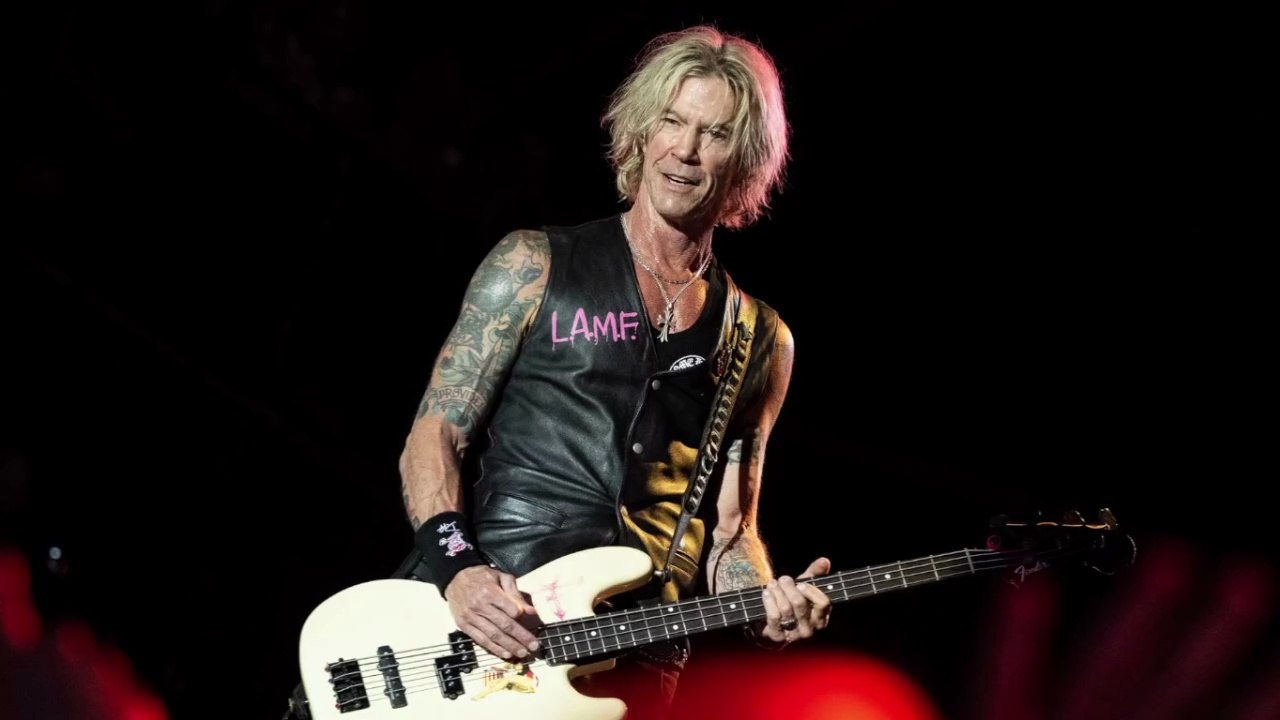 COMBUSTÍVEL, METAL E POEMA: OS 40 ANOS DO GUNS N' ROSES - DUFF MCKAGAN