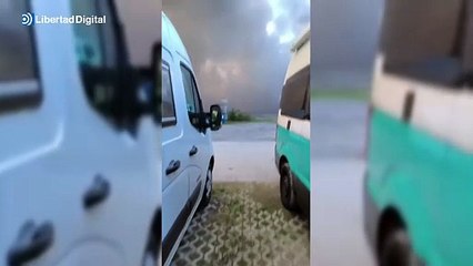 Aparatoso incendio en una nave de conservas en Santoña