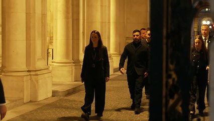 President Zelensky leaves Downing Street - thumbnail