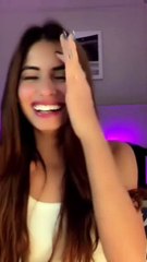 To Aise muskurate Hue Dekhe Mera Dil Chhod Jaate Tere Dil Ke Pass hai