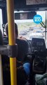 Passageiro assume direção após motorista ser ofendido e deixar ônibus na rua no Recife