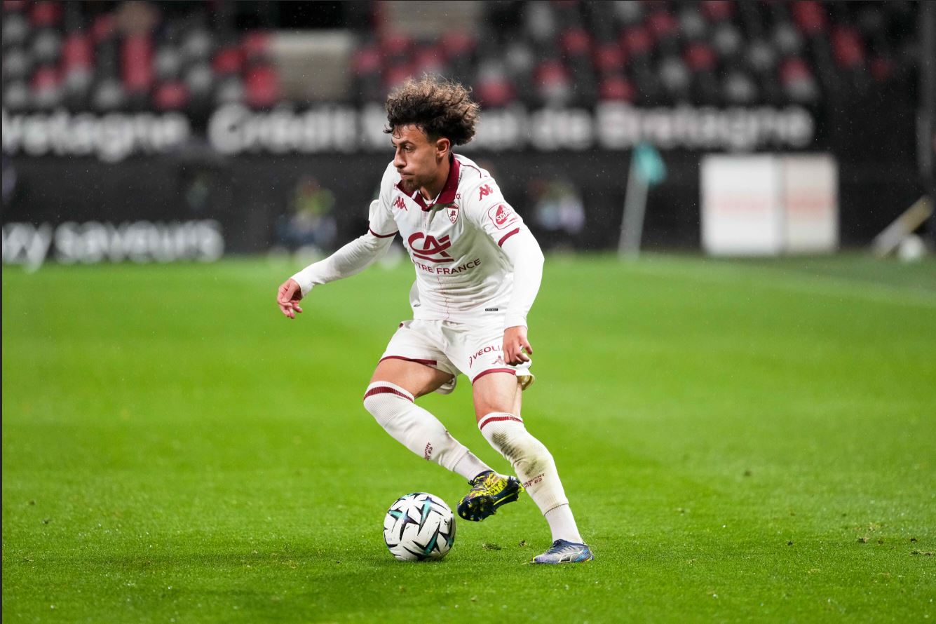 Ligue 2 : Clermont retrouve le sourire en s’imposant à Guingamp !