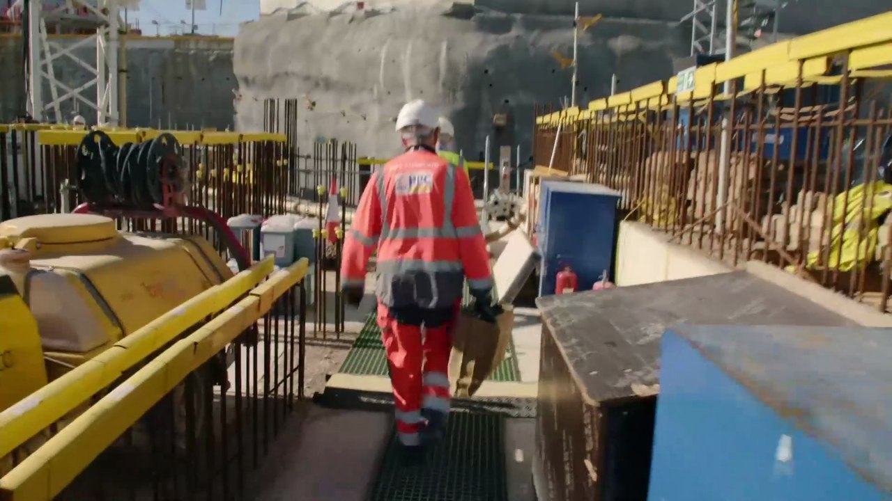 Building Britains Biggest Nuclear Power Station_01