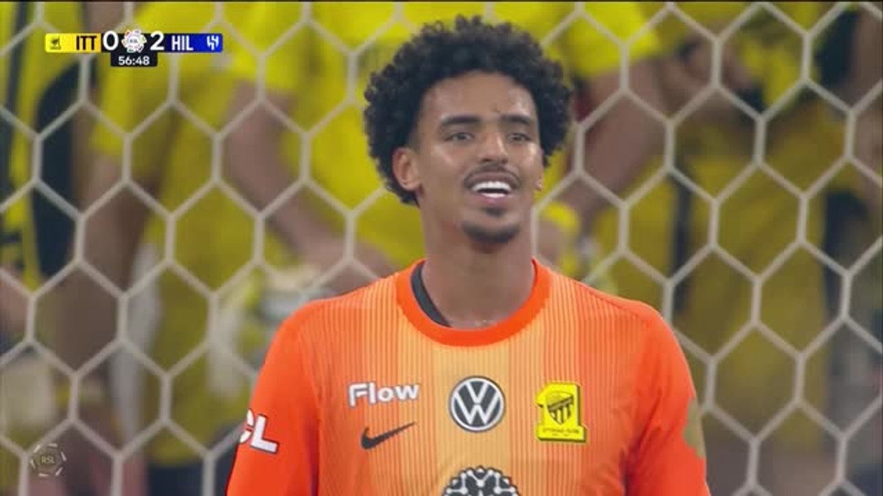 Goalkeeping blunder hands Al Hilal 2-0 Saudi Cl...