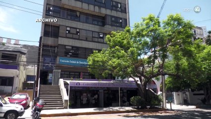 Mujer se manifiesta por su compañera desaparecida y resulta lesionada por policías