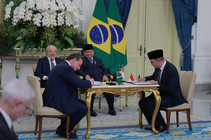 Prabowo dan Lula Saksikan Penandatanganan 8 Kerja Sama Strategis Indonesia–Brasil