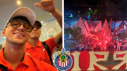 Alan Pulido presume apoyo de la afición de Chivas previo al Clásico Tapatío
