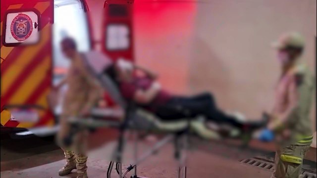 Mulher sofre corte no crânio após cair de cabeça no chão, no 14 de Novembro