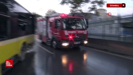 Kadıköy'de alkollü İETT şoförü bariyerlere saplandı