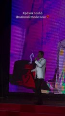 Νατάσα Θεοδωρίδου: Γιόρτασε τα γενέθλιά της στην πρεμιέρα της - Η τούρτα-έκπληξη από τον Ρουβά!