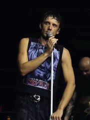 Edis'in sahnedeki zor anları: Yaşadığı sağlık sorununu ilk kez açıkladı