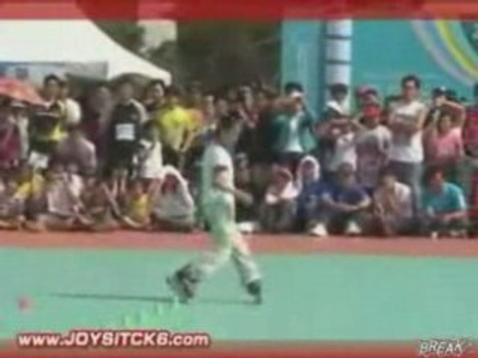 Slalom en roller - freestyle