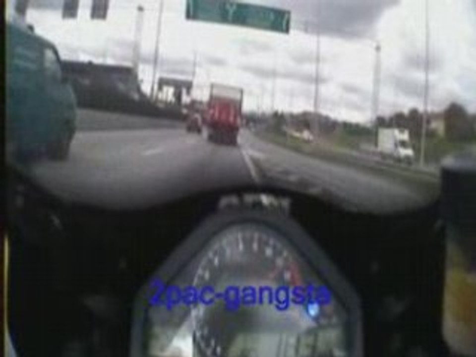 2pac feat Snoop Dogg & Nate Dogg - There she goes