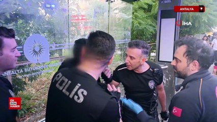 Antalya'da dolmuş durağında baygın halde bulundu