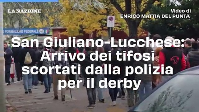 San Giuliano-Lucchese: Arrivo dei tifosi scortati dalla polizia per il derby