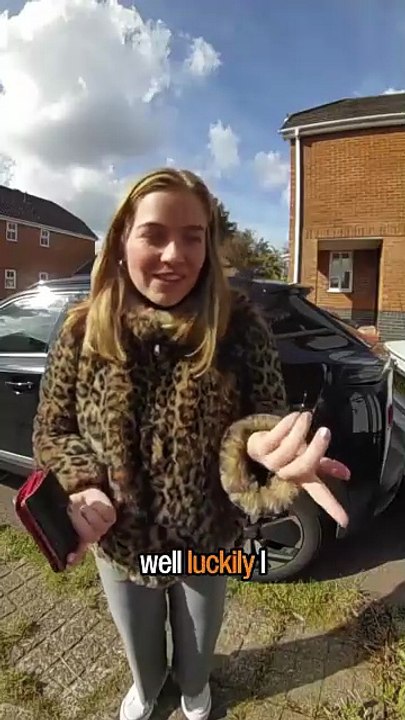 Girl Brings My Wallet Back and Demands a Reward