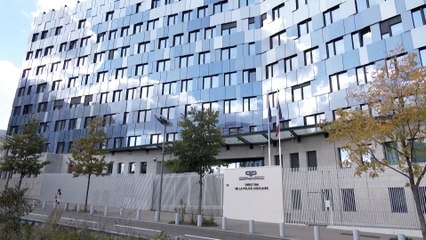 Suspects in Louvre jewel heist arrested near Paris, prosecutor says