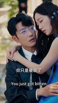 In order to avoid a scumbag, she accidentally flirted with a crippled, scheming CEO. With her thick skin and high emotional intelligence, she became the darling of the Shen family. Her domineering protection of her husband made the powerful superior bow d