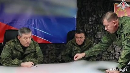 Capo Stato Maggiore russo Gerasimov riappare con mappa 'cancellata'