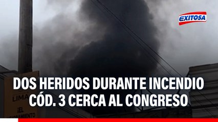 Dos bomberos heridos durante incendio código 3 cerca al congreso