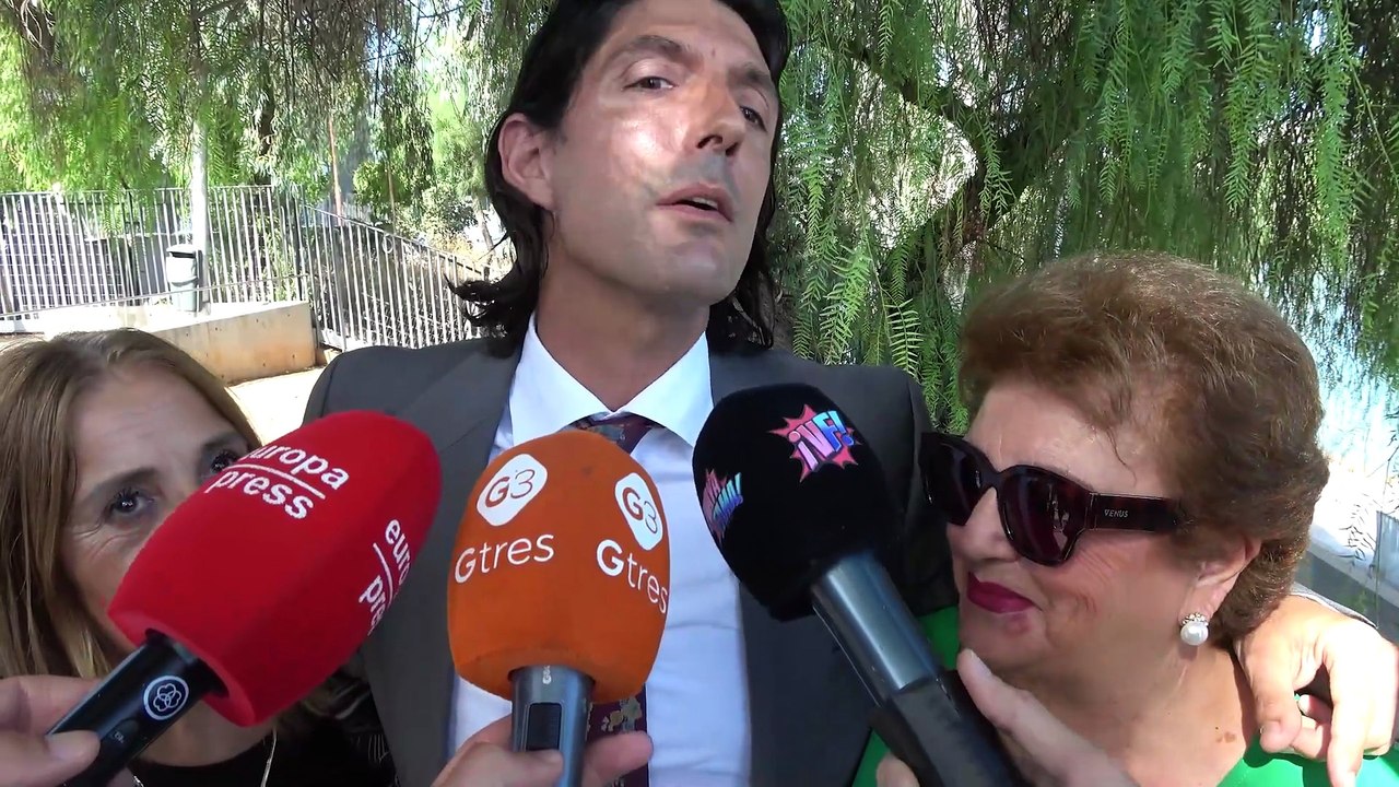 Sevilla inaugura unos jardines en honor a María Jiménez: así ha reaccionado su hijo, Alejandro Sancho