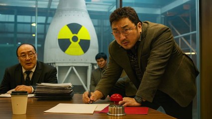 In 2043, Government Uses Nukes to Stop a Deadly Volcano Eruption