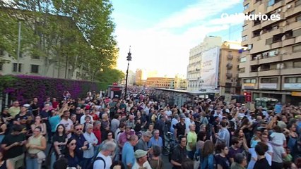 Miles de personas se manifiestan en València un año después de la dana