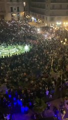 Sonen les alertes a la plaça de la Mare de Déu