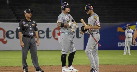 Oswaldo Arcia sacó la grúa en la UCV