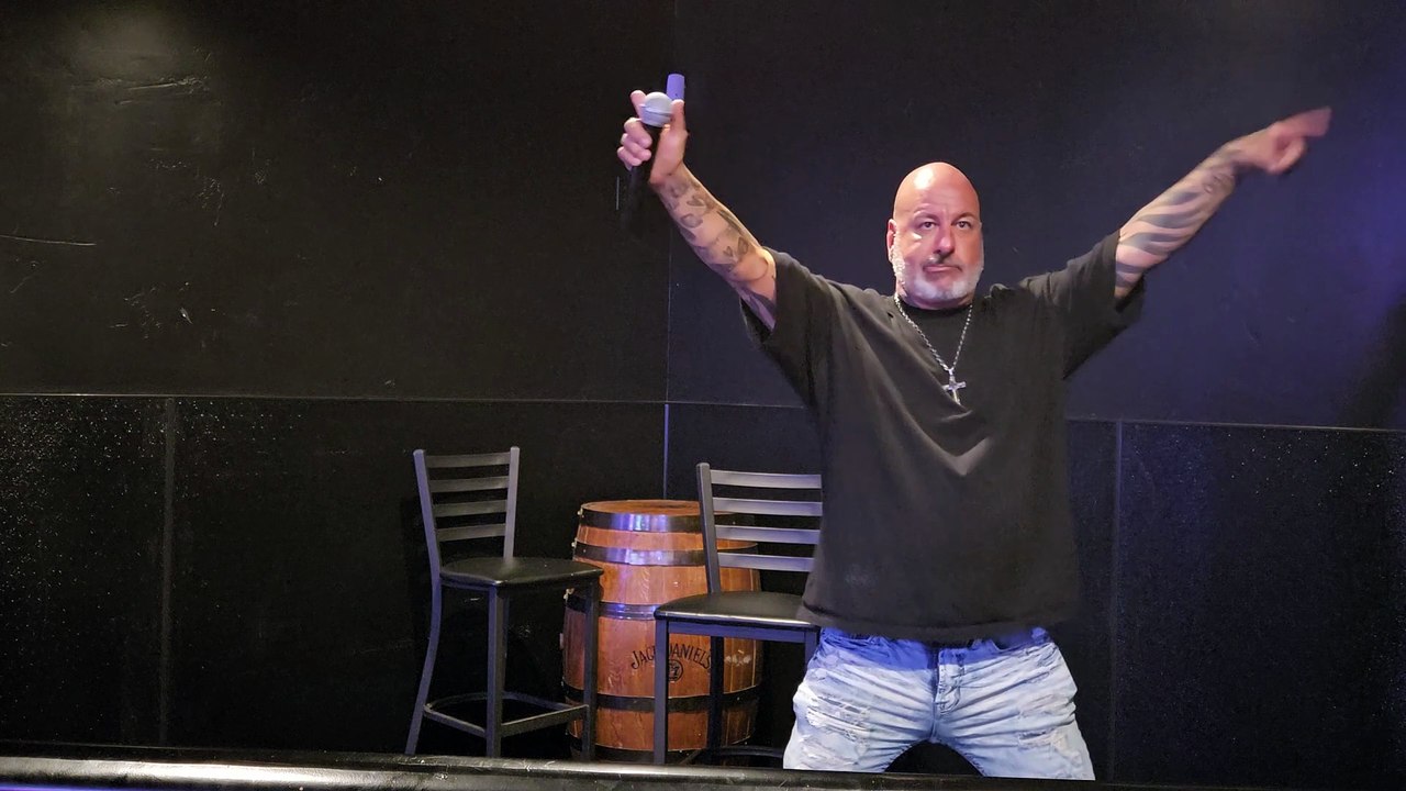 QUEENSRYCHE - EYES OF A STRANGER (PERFORMED LIVE AT THE WESTERNER)