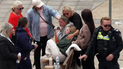 Man still missing after his boat capsized off the Mornington Peninsula on Friday night