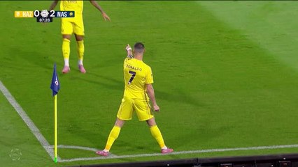 Ronaldo nets 950th career goal as Al Nassr stay perfect