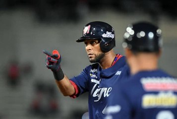 Segundo jonrón de "Cafecito" Martínez ante Cardenales