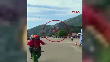 Fethiye'de feci kaza: Paraşütçüler havada çarpıştı