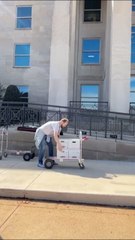 Dozens of reporters exit Pentagon after news outlets reject new press policy