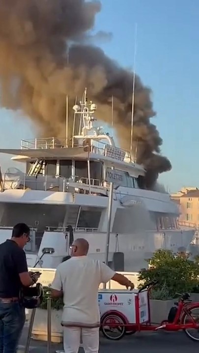 Yacht erupts in flames while docked in Saint-Tropez