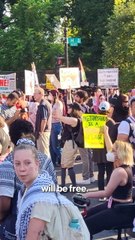 Trump meeting with Netanyahu sparks protests outside White House