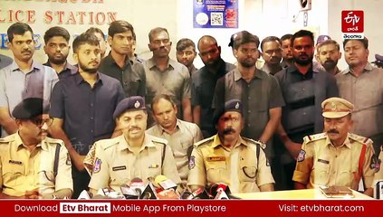 పుష్పరాజ్​నే మించిపోయారు! - జీడిపప్పు మధ్యలో గంజాయి రవాణా