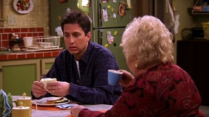 Alle lieben Raymond S05E12-Unterlassene Hilfeleistung