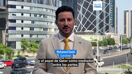 Trump hace una parada imprevista para repostar en Qatar y se reúne con el emir antes de su viaje a Asia