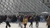 Museo del Louvre reabre sus puertas tras ser víctima del 