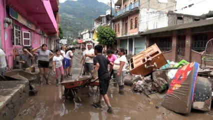 México: tras una devastadoras inundaciones, las víctimas del temporal claman por ayuda