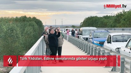 Türk Yıldızları, Edirne semalarında gösteri uçuşu yaptı